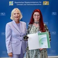 Auszeichnung Grüner Engel.jpg