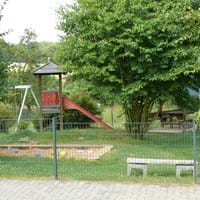 Baumpflanzaktion im Luna-Park anlässlich 50 Jahre Zusammenschluss Erlenbach-Mechenhard