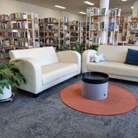 Bücherflohmarkt am Marktsonntag